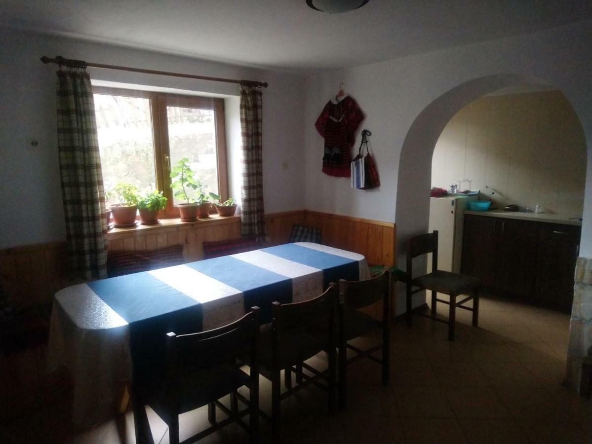 Guest House Emmy Trigrad Bagian luar foto