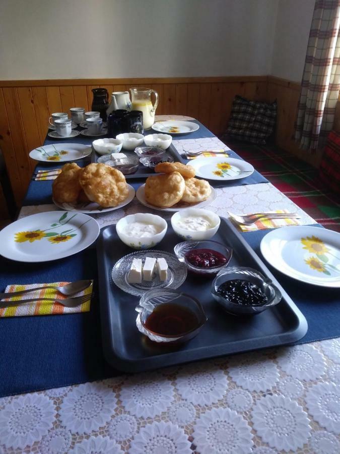 Guest House Emmy Trigrad Bagian luar foto